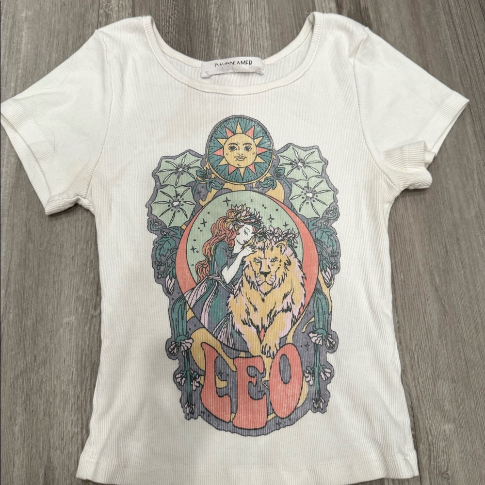 Daydreamer t shirt